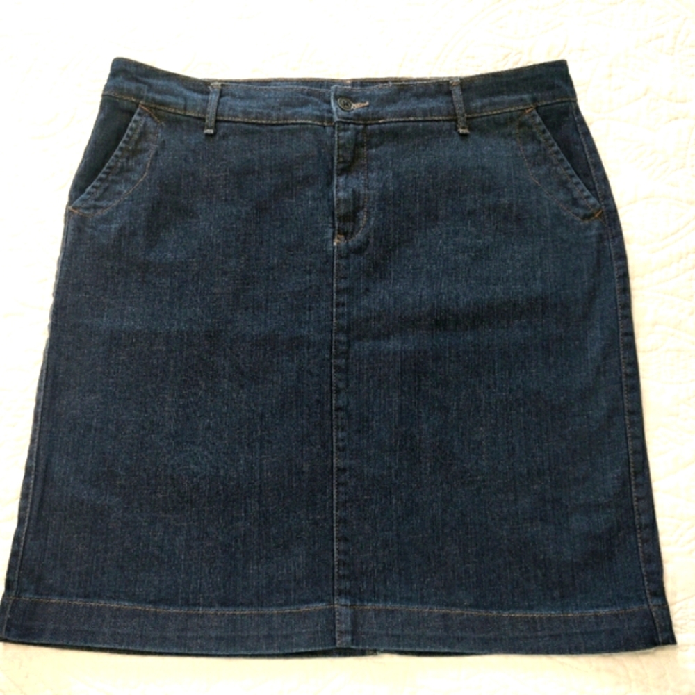Sonoma blue jean skirt.